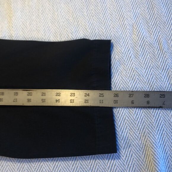 LANDS END 16P cotton/poly blend Waist 17 1/2" with POCKETS, Inseam 25 1/2" - Picture 9 of 13